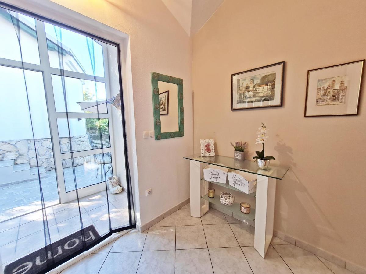 Apartment Ivana Borak Omiš Kültér fotó