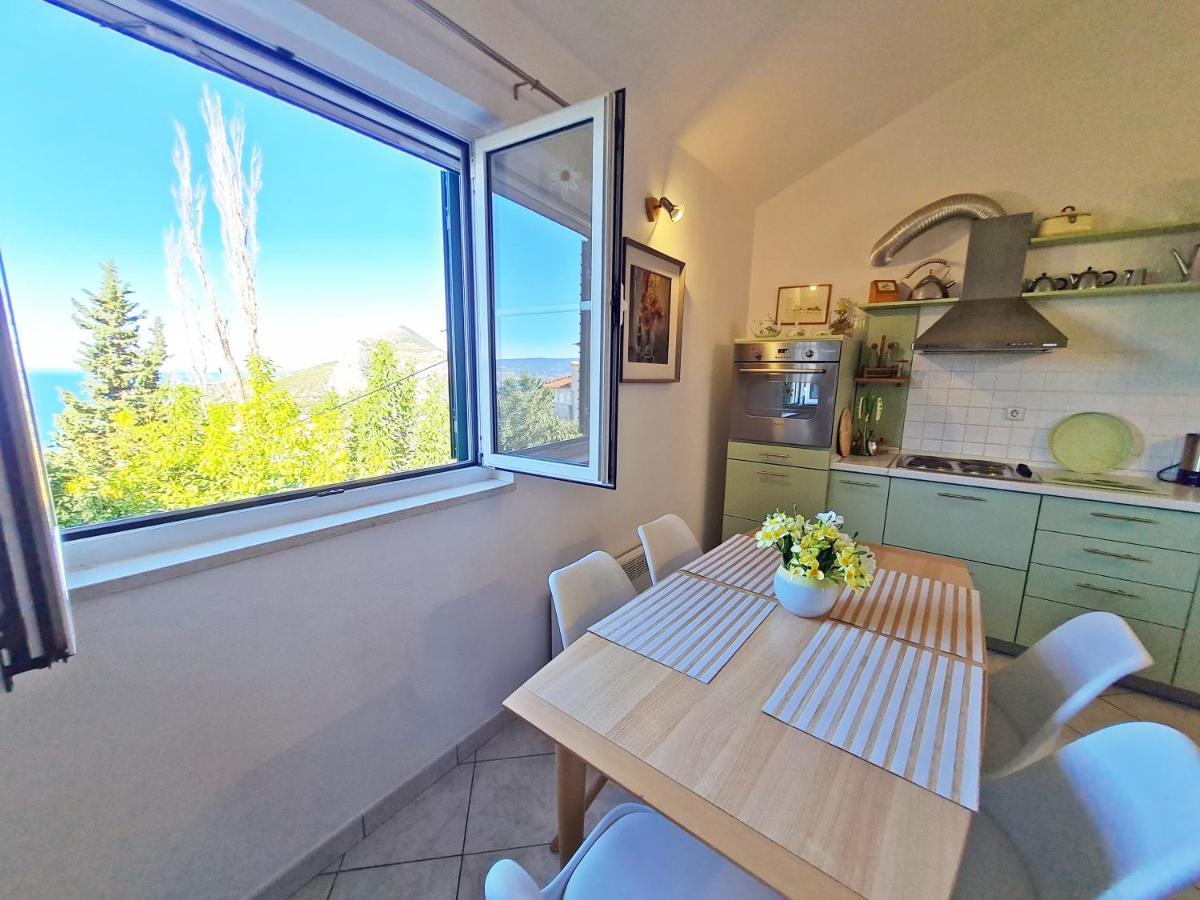 Apartment Ivana Borak Omiš Kültér fotó