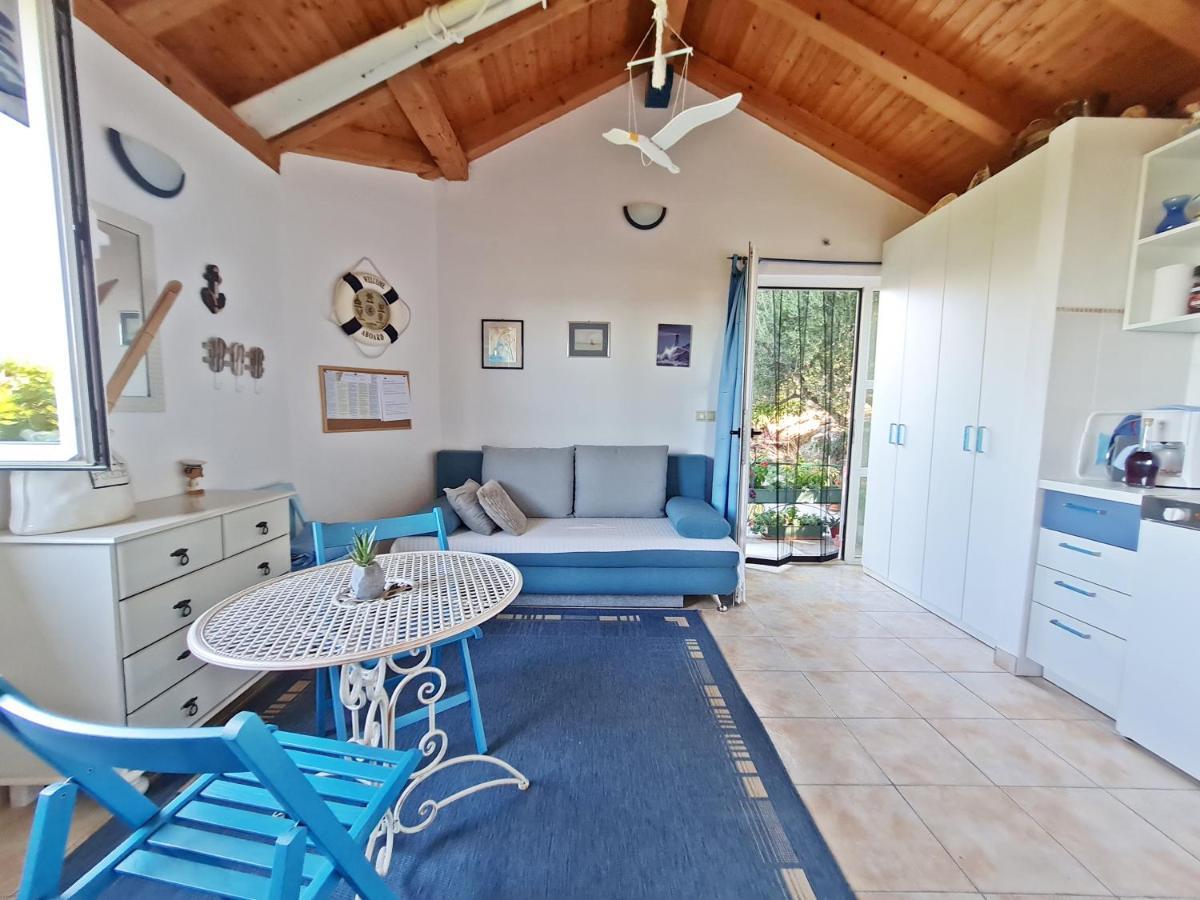 Apartment Ivana Borak Omiš Kültér fotó