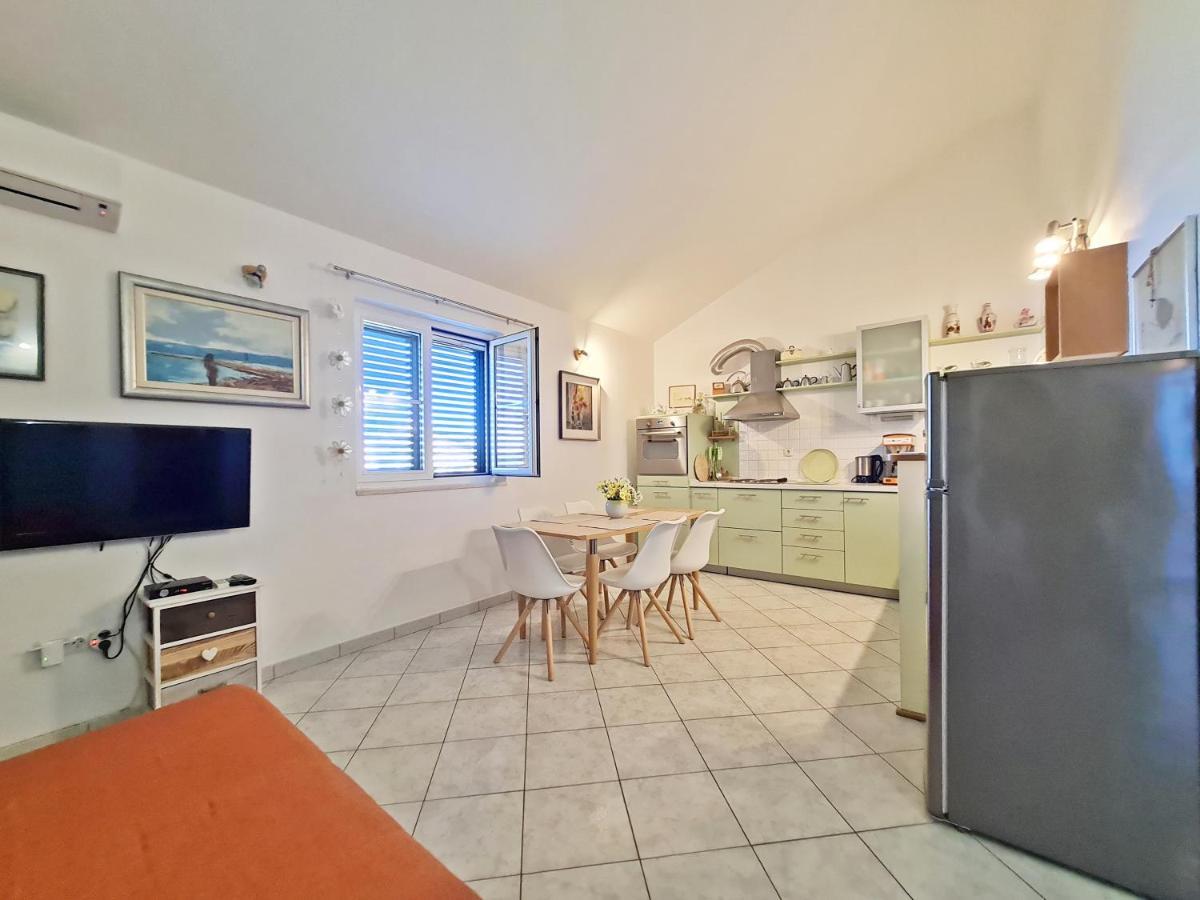 Apartment Ivana Borak Omiš Kültér fotó