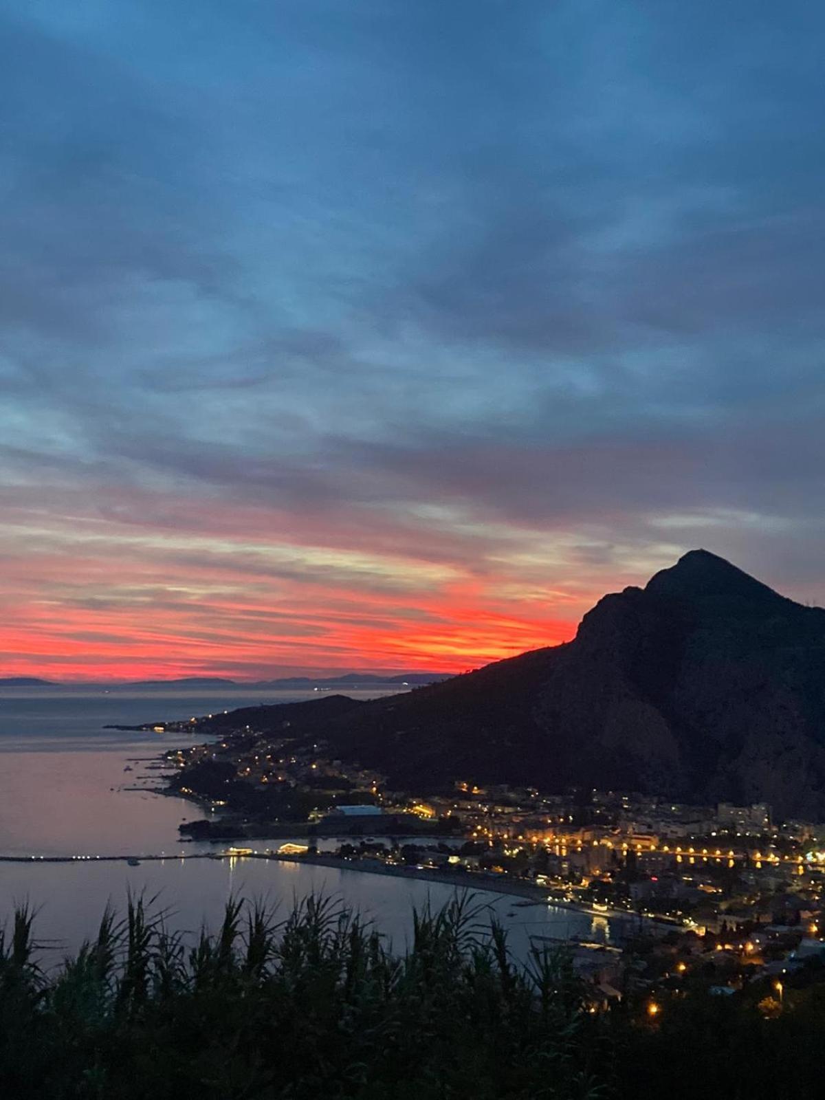 Apartment Ivana Borak Omiš Kültér fotó